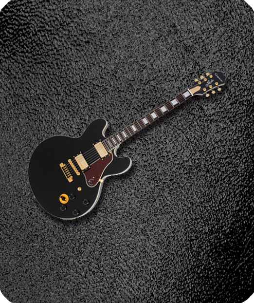 F35 BK SH w Guitar PROOF